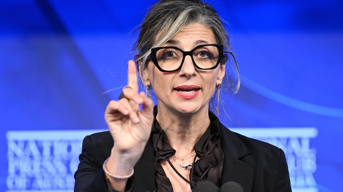 Tappeti rossi per la Albanese. Entra nelle Camere l'odio anti-Israele - Fiamma Nirenstein Home page