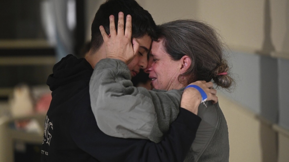 Il coraggio delle famiglie e la forza di Bibi. È il tempo delle sfide per l'anima di Israele - Fiamma Nirenstein Home page