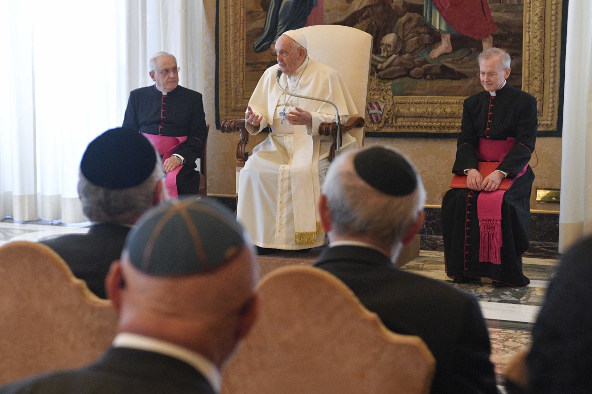 Tra  ebrei e cristiani legame oltre i Papi - Fiamma Nirenstein Home page